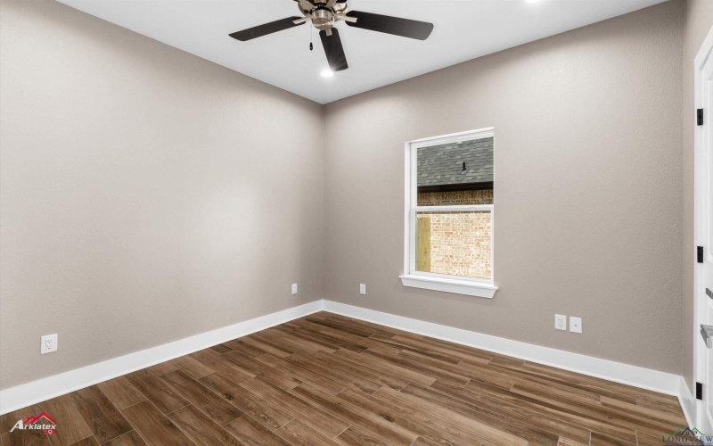 135 Hillcrest Drive, Gladewater, TX 75647, 4 Habitaciones Habitaciones , ,2 BañosBaños,Residential,En Venta,135 Hillcrest Drive,20254467
