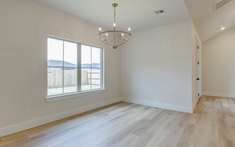 6913 13th Street, Lubbock, TX 79416, 3 Bedrooms Bedrooms, ,2 BathroomsBathrooms,Residential,For Sale,6913 13th Street,202556961
