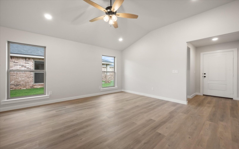 7005 12th Street, Lubbock, TX 79416, 4 Bedrooms Bedrooms, ,2 BathroomsBathrooms,Residential,For Sale,7005 12th Street,202556970