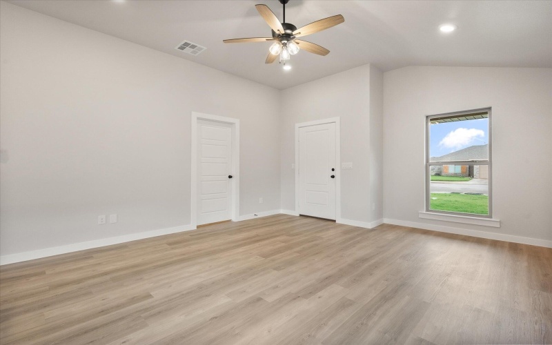 7007 12th Street, Lubbock, TX 79416, 3 Habitaciones Habitaciones , ,2 BañosBaños,Residential,En Venta,7007 12th Street,202556971