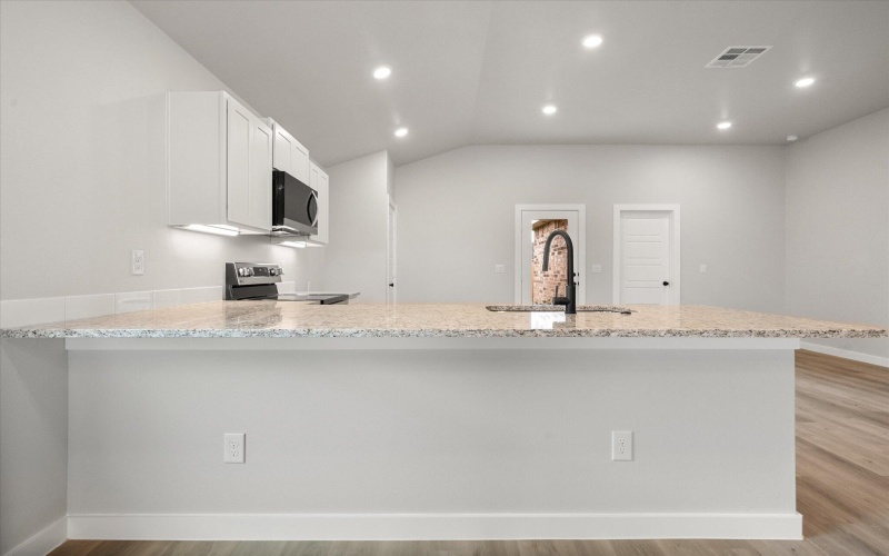 7007 12th Street, Lubbock, TX 79416, 3 Habitaciones Habitaciones , ,2 BañosBaños,Residential,En Venta,7007 12th Street,202556971