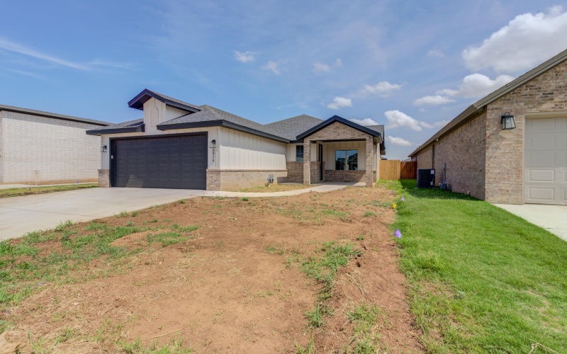 6914 13th Street, Lubbock, TX 79416, 3 Bedrooms Bedrooms, ,2 BathroomsBathrooms,Residential,For Sale,6914 13th Street,202556972
