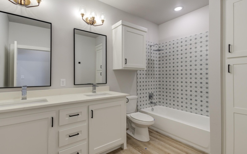 6914 13th Street, Lubbock, TX 79416, 3 Bedrooms Bedrooms, ,2 BathroomsBathrooms,Residential,For Sale,6914 13th Street,202556972