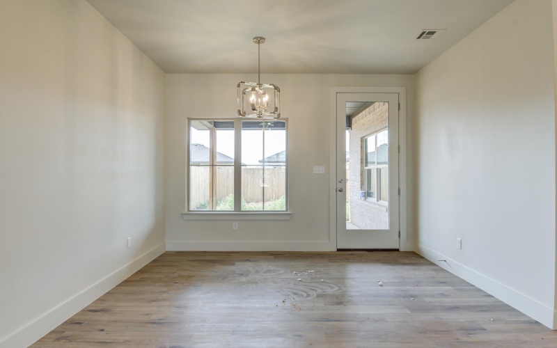 6915 13th Street, Lubbock, TX 79416, 3 Bedrooms Bedrooms, ,2 BathroomsBathrooms,Residential,For Sale,6915 13th Street,0,202556973