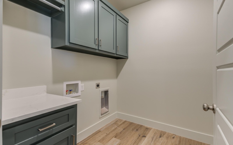 6915 13th Street, Lubbock, TX 79416, 3 Bedrooms Bedrooms, ,2 BathroomsBathrooms,Residential,For Sale,6915 13th Street,0,202556973