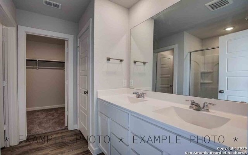 9994 Forestier Grn, San Antonio, TX 78221, 4 Habitaciones Habitaciones , ,2 BañosBaños,Residential,En Venta,9994 Forestier Grn,1879306