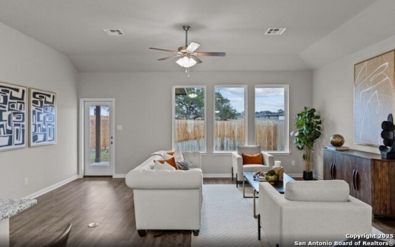 2537 Seabream Drive, San Antonio, TX 78253-7208, 3 Habitaciones Habitaciones , ,2 BañosBaños,Residential,En Venta,2537 Seabream Drive,1879398