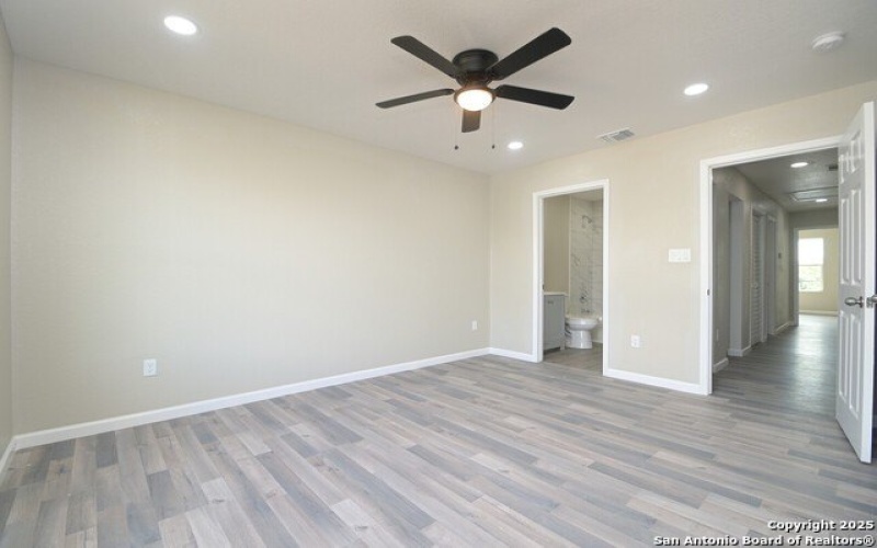 165 N San Felipe, San Antonio, TX 78237, 3 Bedrooms Bedrooms, ,2 BathroomsBathrooms,Residential,For Sale,165 N San Felipe,1879454
