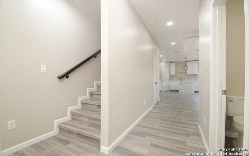 165 N San Felipe, San Antonio, TX 78237, 3 Bedrooms Bedrooms, ,2 BathroomsBathrooms,Residential,For Sale,165 N San Felipe,1879454