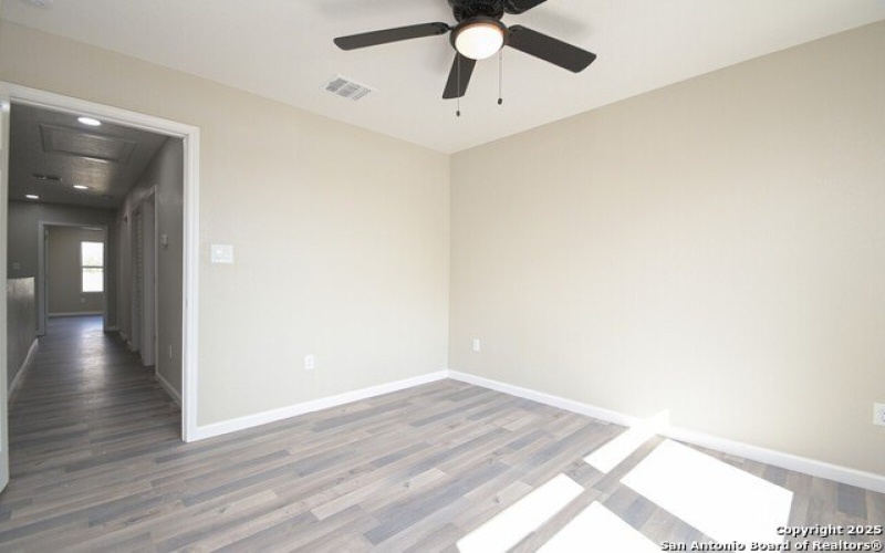165 N San Felipe, San Antonio, TX 78237, 3 Bedrooms Bedrooms, ,2 BathroomsBathrooms,Residential,For Sale,165 N San Felipe,1879454
