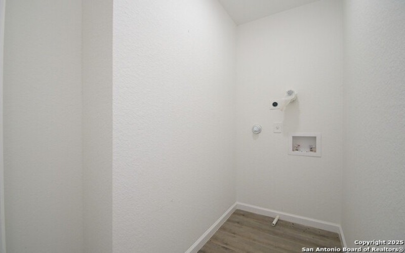 165 N San Felipe, San Antonio, TX 78237, 3 Bedrooms Bedrooms, ,2 BathroomsBathrooms,Residential,For Sale,165 N San Felipe,1879454