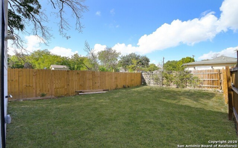 165 N San Felipe, San Antonio, TX 78237, 3 Bedrooms Bedrooms, ,2 BathroomsBathrooms,Residential,For Sale,165 N San Felipe,1879454