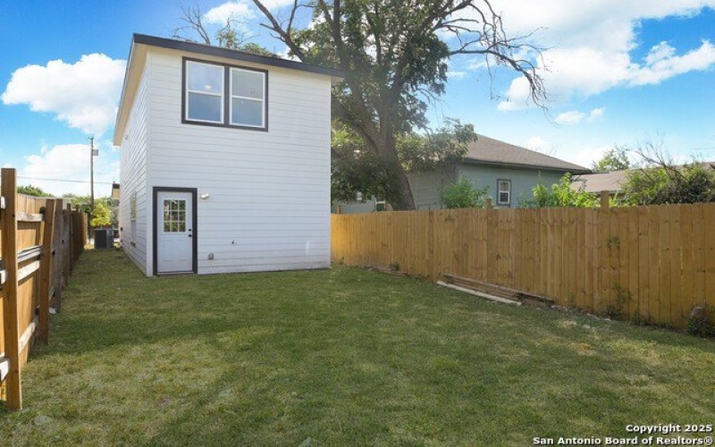 165 N San Felipe, San Antonio, TX 78237, 3 Bedrooms Bedrooms, ,2 BathroomsBathrooms,Residential,For Sale,165 N San Felipe,1879454