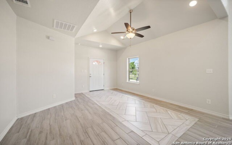 9322 Clamp, San Antonio, TX 78221, 3 Bedrooms Bedrooms, ,2 BathroomsBathrooms,Residential,For Sale,9322 Clamp,1879521
