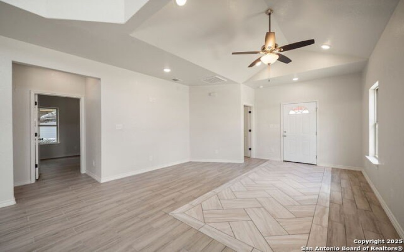 9322 Clamp, San Antonio, TX 78221, 3 Bedrooms Bedrooms, ,2 BathroomsBathrooms,Residential,For Sale,9322 Clamp,1879521