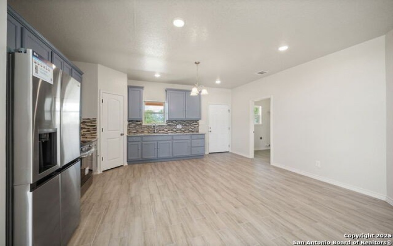 9322 Clamp, San Antonio, TX 78221, 3 Bedrooms Bedrooms, ,2 BathroomsBathrooms,Residential,For Sale,9322 Clamp,1879521