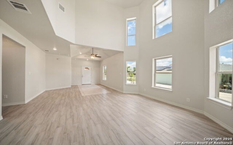 9322 Clamp, San Antonio, TX 78221, 3 Bedrooms Bedrooms, ,2 BathroomsBathrooms,Residential,For Sale,9322 Clamp,1879521