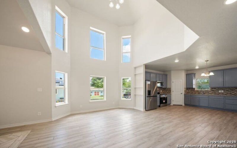 9322 Clamp, San Antonio, TX 78221, 3 Bedrooms Bedrooms, ,2 BathroomsBathrooms,Residential,For Sale,9322 Clamp,1879521