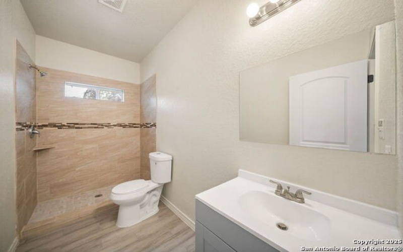 9322 Clamp, San Antonio, TX 78221, 3 Bedrooms Bedrooms, ,2 BathroomsBathrooms,Residential,For Sale,9322 Clamp,1879521