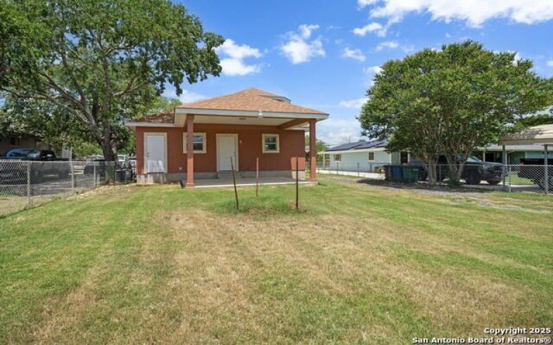 9322 Clamp, San Antonio, TX 78221, 3 Bedrooms Bedrooms, ,2 BathroomsBathrooms,Residential,For Sale,9322 Clamp,1879521