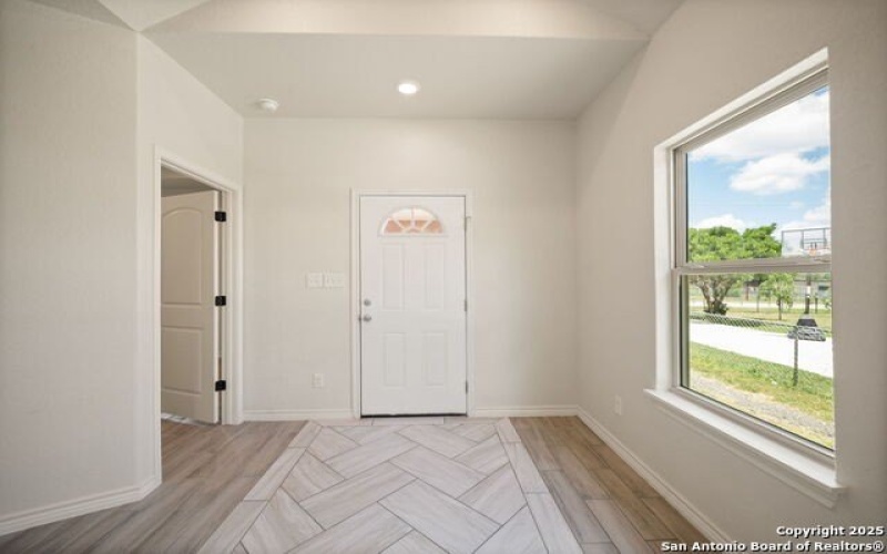 9322 Clamp, San Antonio, TX 78221, 3 Bedrooms Bedrooms, ,2 BathroomsBathrooms,Residential,For Sale,9322 Clamp,1879521