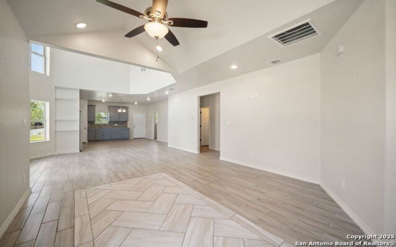 9322 Clamp, San Antonio, TX 78221, 3 Bedrooms Bedrooms, ,2 BathroomsBathrooms,Residential,For Sale,9322 Clamp,1879521