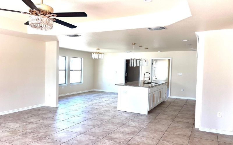 504 E Cortinas, Del Rio, TX 78840, 3 Bedrooms Bedrooms, ,2 BathroomsBathrooms,Residential,For Sale,504 E Cortinas,206814