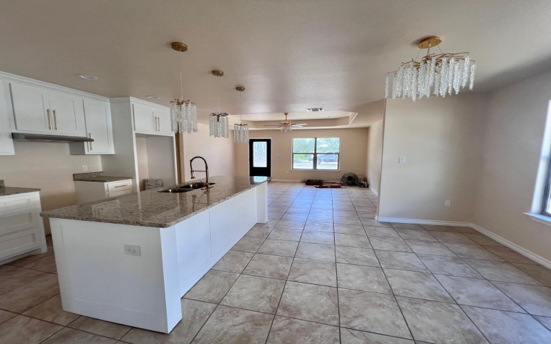 504 E Cortinas, Del Rio, TX 78840, 3 Bedrooms Bedrooms, ,2 BathroomsBathrooms,Residential,For Sale,504 E Cortinas,206814