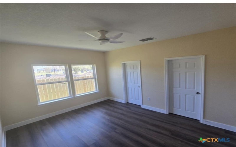 410 W Trinity Street, Luling, TX 78648, 3 Bedrooms Bedrooms, ,2 BathroomsBathrooms,Residential,For Sale,410 W Trinity Street,572953