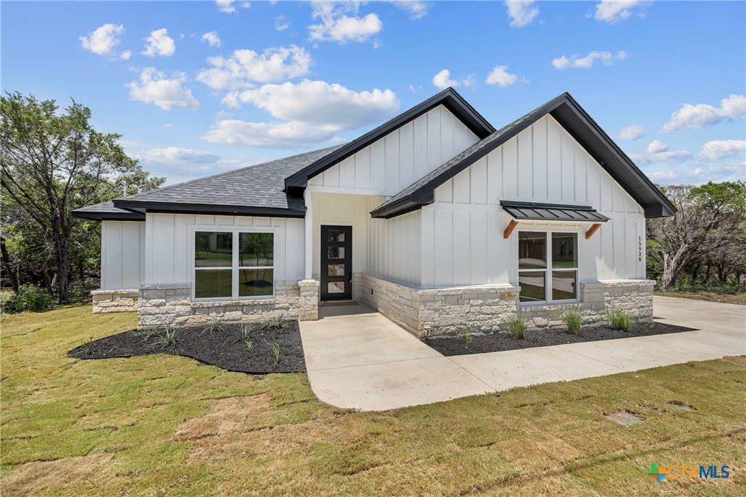 15938 Salado Drive, Temple, TX 76502, 5 Bedrooms Bedrooms, ,3 BathroomsBathrooms,Residential,For Sale,15938 Salado Drive,584665
