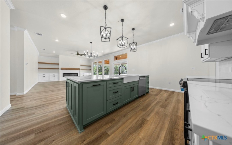 15938 Salado Drive, Temple, TX 76502, 5 Bedrooms Bedrooms, ,3 BathroomsBathrooms,Residential,For Sale,15938 Salado Drive,584665