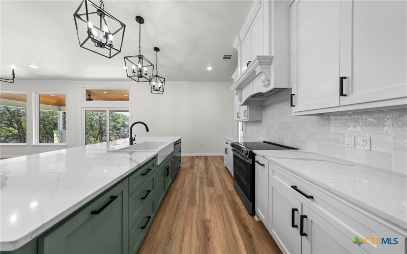 15938 Salado Drive, Temple, TX 76502, 5 Bedrooms Bedrooms, ,3 BathroomsBathrooms,Residential,For Sale,15938 Salado Drive,584665