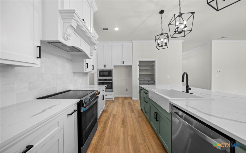 15938 Salado Drive, Temple, TX 76502, 5 Bedrooms Bedrooms, ,3 BathroomsBathrooms,Residential,For Sale,15938 Salado Drive,584665