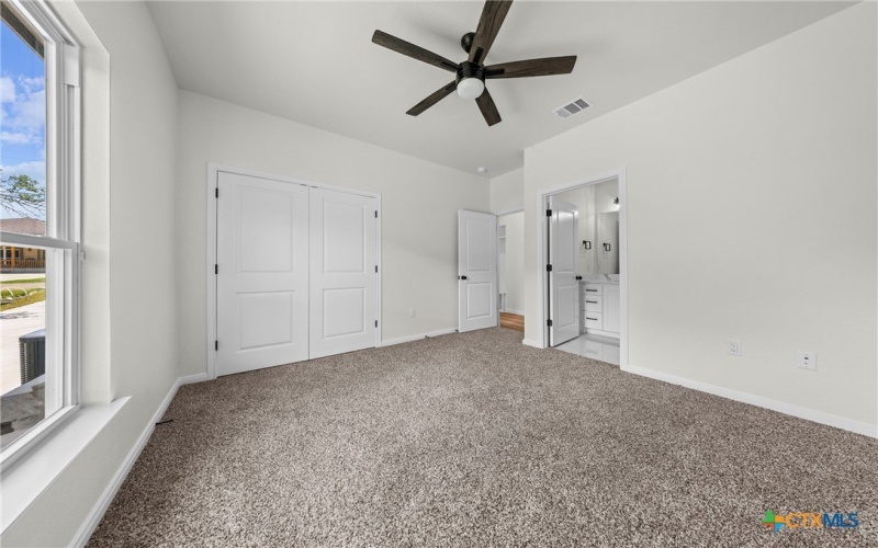15938 Salado Drive, Temple, TX 76502, 5 Bedrooms Bedrooms, ,3 BathroomsBathrooms,Residential,For Sale,15938 Salado Drive,584665