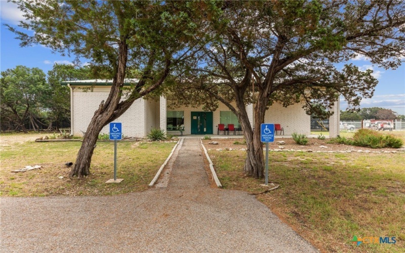 15938 Salado Drive, Temple, TX 76502, 5 Bedrooms Bedrooms, ,3 BathroomsBathrooms,Residential,For Sale,15938 Salado Drive,584665