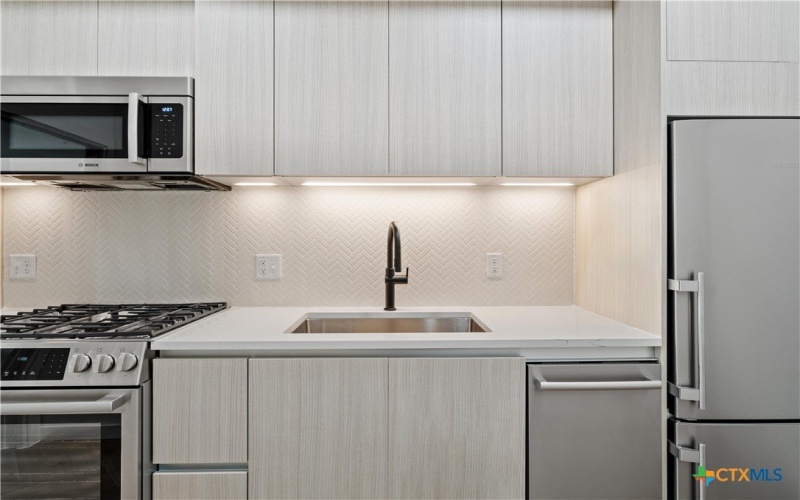2209 S 1st Street #108, Austin, TX 78704, 1 Bedroom Bedrooms, ,1 BathroomBathrooms,Residential,For Sale,2209 S 1st Street,584829