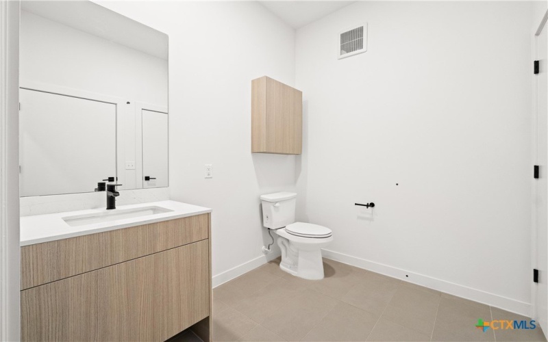 2209 S 1st Street #108, Austin, TX 78704, 1 Bedroom Bedrooms, ,1 BathroomBathrooms,Residential,For Sale,2209 S 1st Street,584829