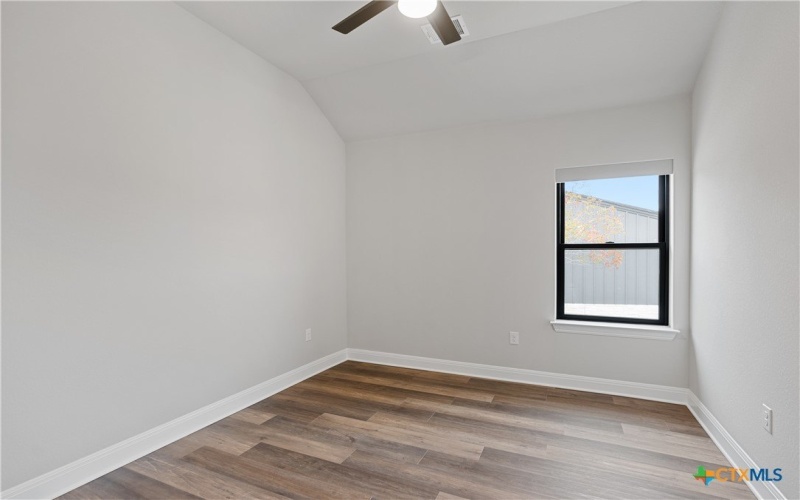 21002 Paseo De Vaca Street, Lago Vista, TX 78645, 5 Habitaciones Habitaciones , ,3 BañosBaños,Residential,En Venta,21002 Paseo De Vaca Street,584966