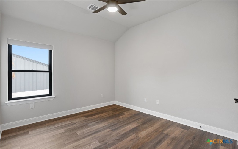 21002 Paseo De Vaca Street, Lago Vista, TX 78645, 5 Habitaciones Habitaciones , ,3 BañosBaños,Residential,En Venta,21002 Paseo De Vaca Street,584966