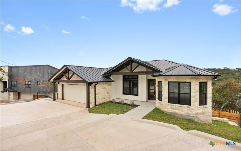 21002 Paseo De Vaca Street, Lago Vista, TX 78645, 5 Habitaciones Habitaciones , ,3 BañosBaños,Residential,En Venta,21002 Paseo De Vaca Street,584966
