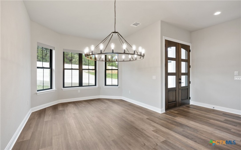 21002 Paseo De Vaca Street, Lago Vista, TX 78645, 5 Habitaciones Habitaciones , ,3 BañosBaños,Residential,En Venta,21002 Paseo De Vaca Street,584966