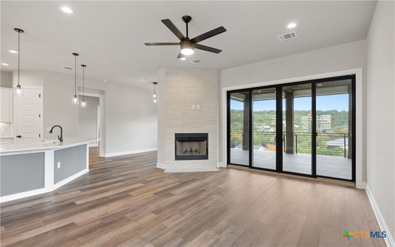 21002 Paseo De Vaca Street, Lago Vista, TX 78645, 5 Habitaciones Habitaciones , ,3 BañosBaños,Residential,En Venta,21002 Paseo De Vaca Street,584966
