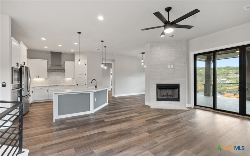 21002 Paseo De Vaca Street, Lago Vista, TX 78645, 5 Habitaciones Habitaciones , ,3 BañosBaños,Residential,En Venta,21002 Paseo De Vaca Street,584966