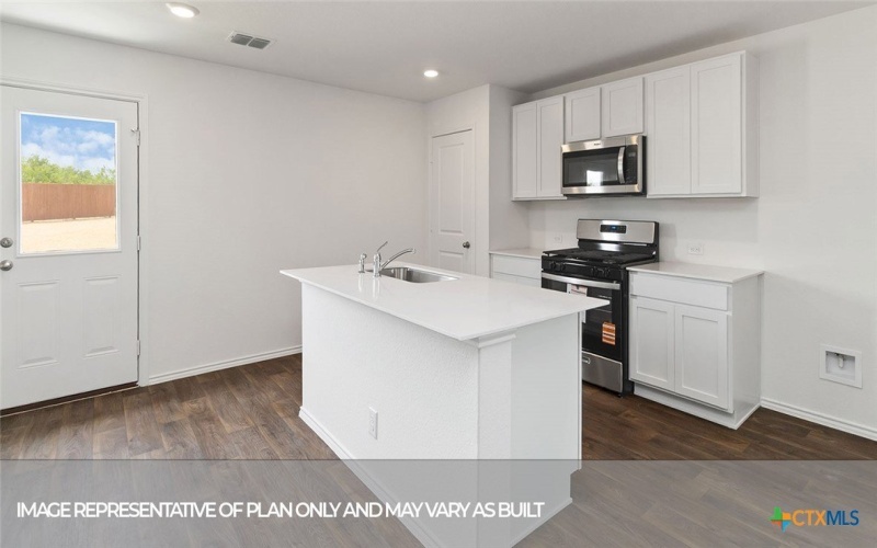 1030 GLADYS Run, Seguin, TX 78155, 5 Habitaciones Habitaciones , ,2 BañosBaños,Residential,En Venta,1030 GLADYS Run,584996
