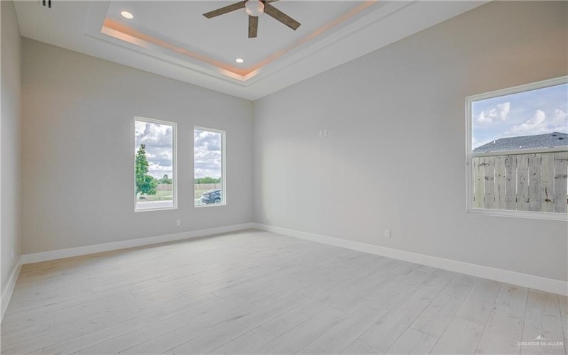8047 N 48th Lane, McAllen, TX 78501, 3 Habitaciones Habitaciones , ,3 BañosBaños,Residential,En Venta,8047 N 48th Lane,474744