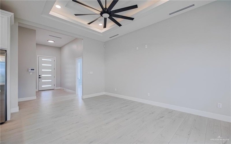 8047 N 48th Lane, McAllen, TX 78501, 3 Habitaciones Habitaciones , ,3 BañosBaños,Residential,En Venta,8047 N 48th Lane,474744