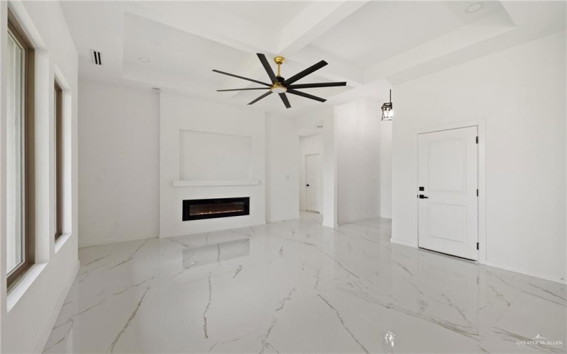 2613 E Comal Road, Edinburg, TX 78542, 3 Bedrooms Bedrooms, ,2 BathroomsBathrooms,Residential,For Sale,2613 E Comal Road,474749