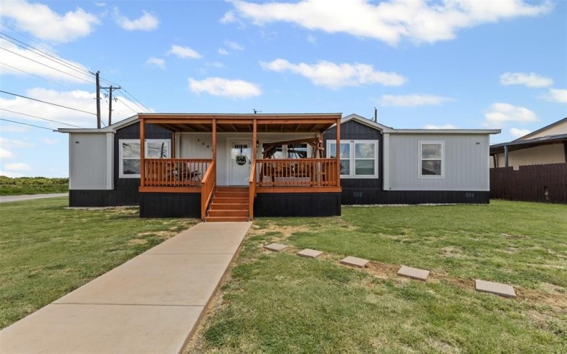 1401 Old Bridge Road, Cleburne, TX 76033, 3 Habitaciones Habitaciones , ,2 BañosBaños,Residential,En Venta,1401 Old Bridge Road,20956381