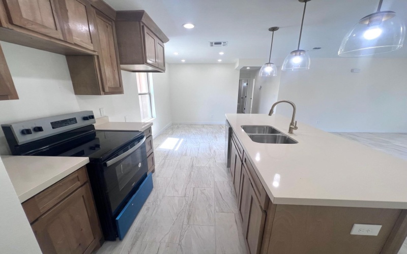 101 San Juan, Del Rio, TX 78840, 3 Bedrooms Bedrooms, ,2 BathroomsBathrooms,Residential,For Sale,101 San Juan,206835