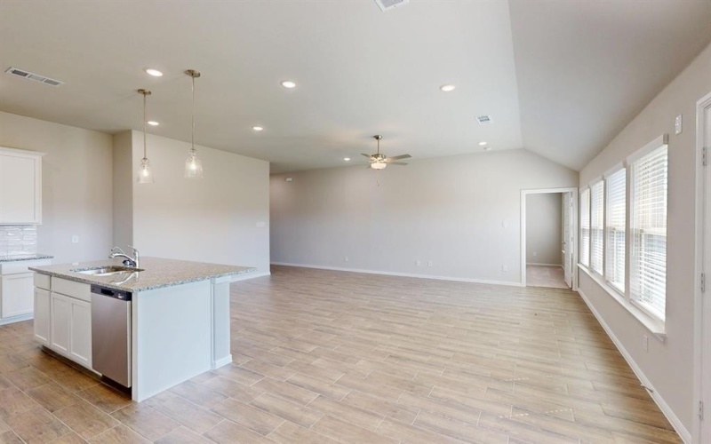 7529 Lavender Lane, Denton, TX 76249, 4 Bedrooms Bedrooms, ,3 BathroomsBathrooms,Residential,For Sale,7529 Lavender Lane,0,20971252